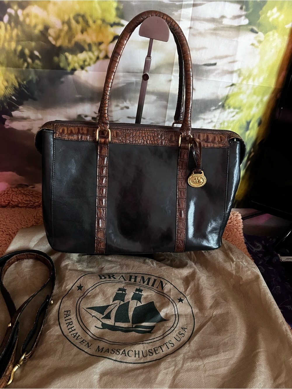 Brahmin vintage Tuscan, two-tone Croc embossed leather tote - Picture 2 of 11